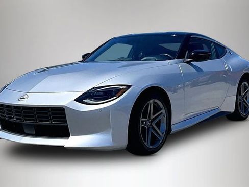 Certified 2024 Nissan Z Sport w/ Floor Mat Package RWD image 2