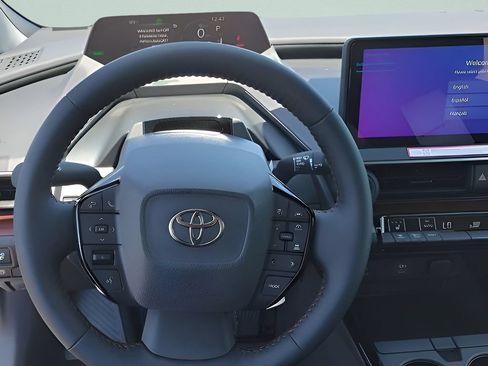 New 2026 Toyota Prius Plug-In Hybrid FWD image 24