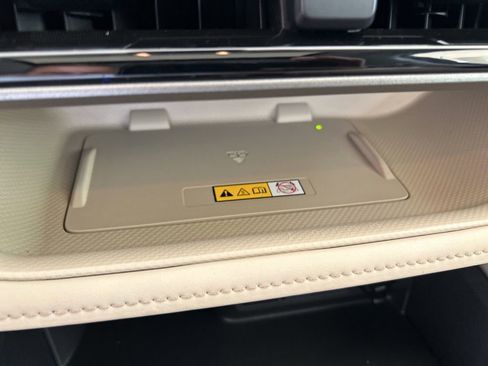 Used 2024 Toyota Highlander XLE image 39