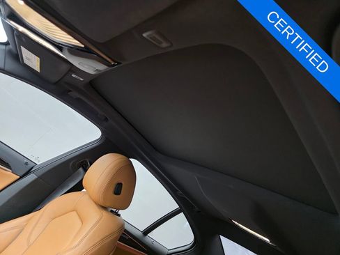 Used 2023 BMW 540i w/ M Sport Package RWD image 12