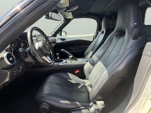Used 2016 MAZDA MX-5 Miata Grand Touring RWD image 11