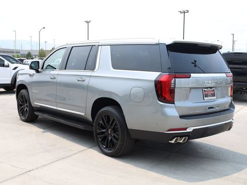 New 2026 GMC Yukon XL Denali AWD/4WD image 4