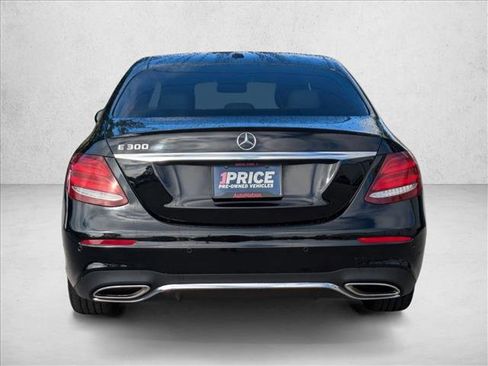 Used 2019 Mercedes-Benz E 300 image 7