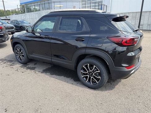 New 2026 Chevrolet TrailBlazer ACTIV w/ Convenience Package AWD/4WD image 3