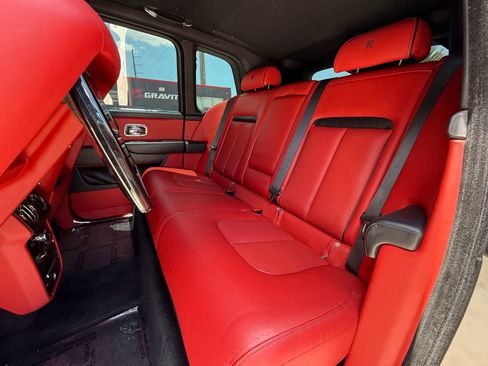 Used 2019 Rolls-Royce Cullinan AWD/4WD image 20