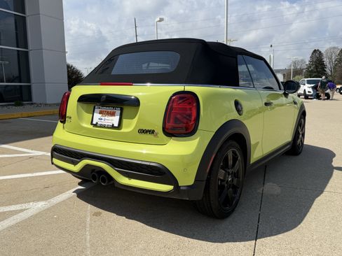 Used 2024 MINI Cooper S w/ Signature Upholstery Package image 4