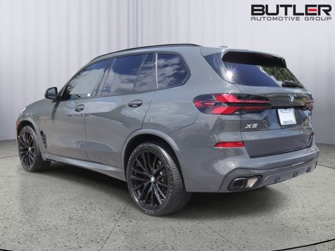 Used 2024 BMW X5 sDrive40i w/ M Sport Package RWD image 4