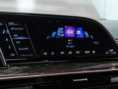 Used 2021 Cadillac Escalade Sport Platinum AWD/4WD image 27