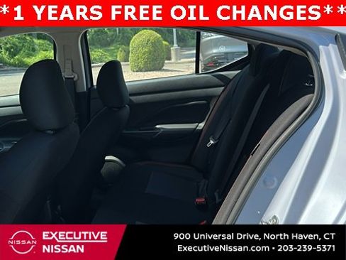 New 2025 Nissan Versa SR w/ Trunk Package image 21