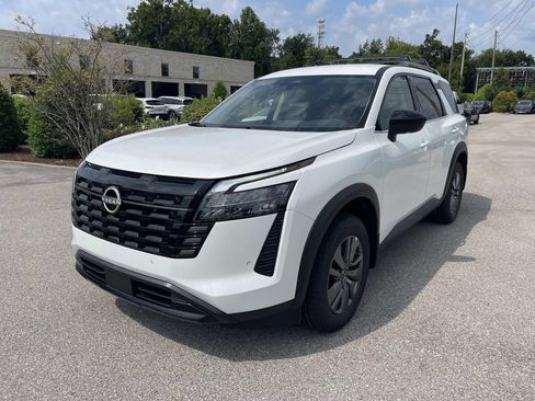 New 2026 Nissan Pathfinder SV FWD image 7