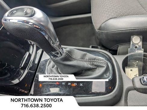 Used 2018 Buick Encore Sport Touring AWD/4WD image 17