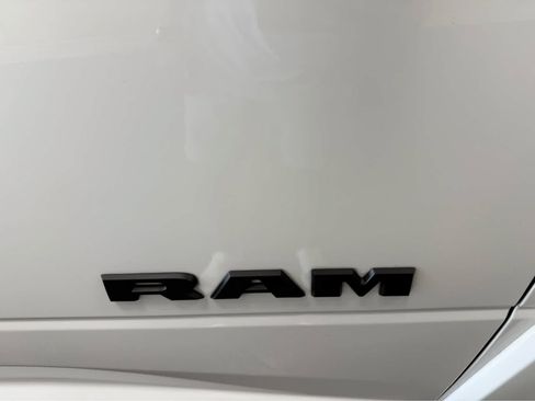 Used 2025 RAM 3500 Limited AWD/4WD image 36