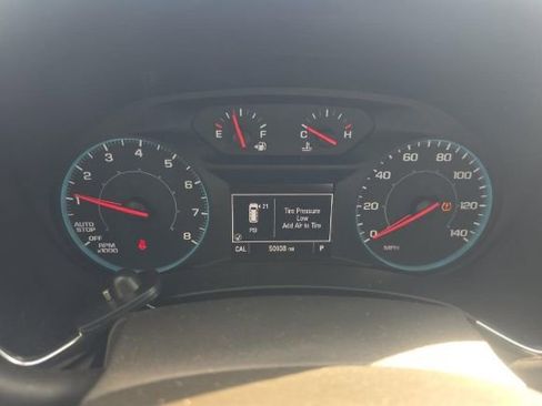 Used 2021 Chevrolet Equinox LS image 8