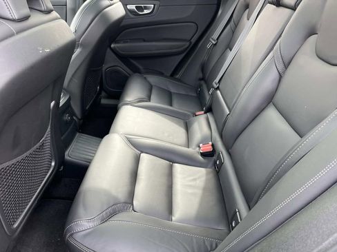 Used 2024 Volvo XC60 T8 Ultimate image 19