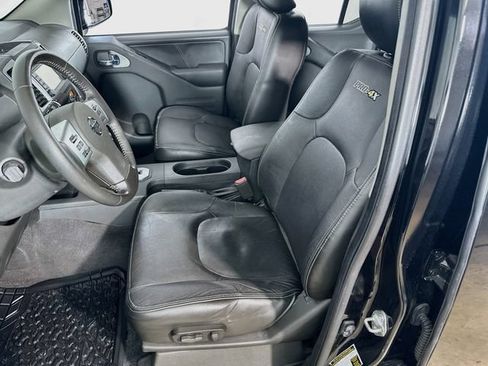 Used 2020 Nissan Frontier PRO-4X w/ Pro-4x Utility Package AWD/4WD image 16