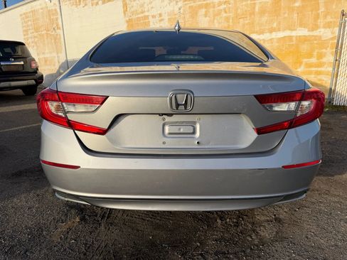 Used 2018 Honda Accord LX image 6