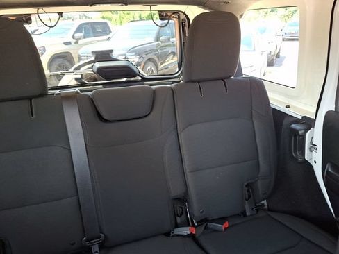 Used 2018 Jeep Wrangler Unlimited Sport S AWD/4WD image 20