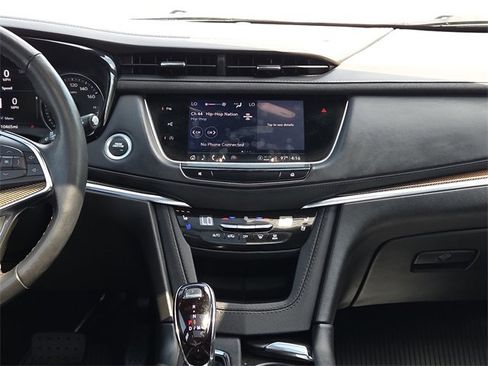 Used 2024 Cadillac XT5 Premium Luxury w/ Platinum Package image 11