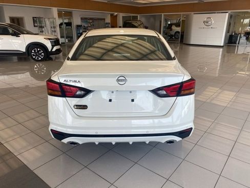 New 2025 Nissan Altima 2.5 SV w/ SV Special Edition Package image 5