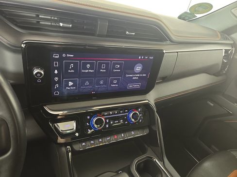 Certified 2023 GMC Sierra 1500 AT4 w/ Technology Package AWD/4WD image 23