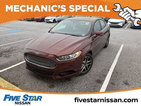 Used 2016 Ford Fusion SE image 19
