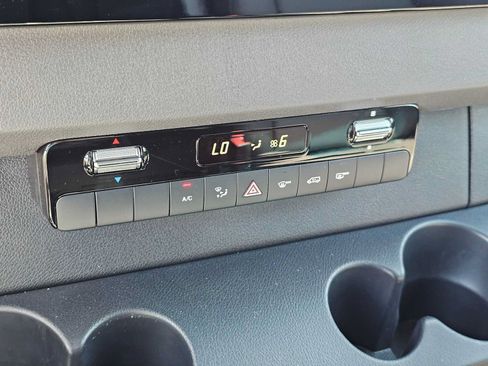 Used 2026 Mercedes-Benz Sprinter 2500 image 29