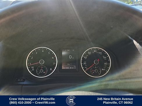 Used 2017 Volkswagen Tiguan Wolfsburg Edition AWD/4WD image 4