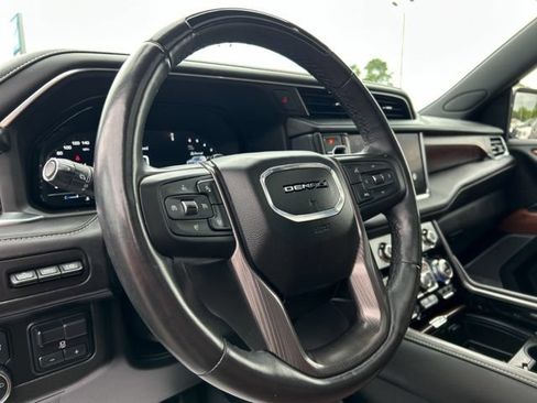 Used 2024 GMC Yukon XL Denali Ultimate w/ LPO, Floor Liner Package AWD/4WD image 42