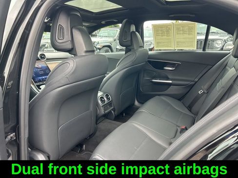 Used 2025 Mercedes-Benz C 300 4MATIC Sedan image 31