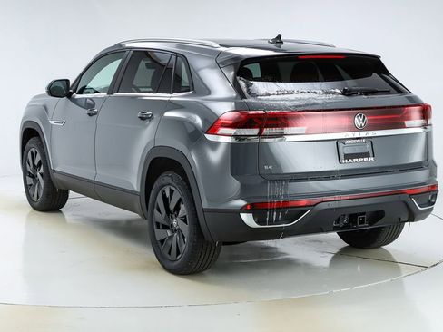 New 2026 Volkswagen Atlas Cross Sport SE image 7