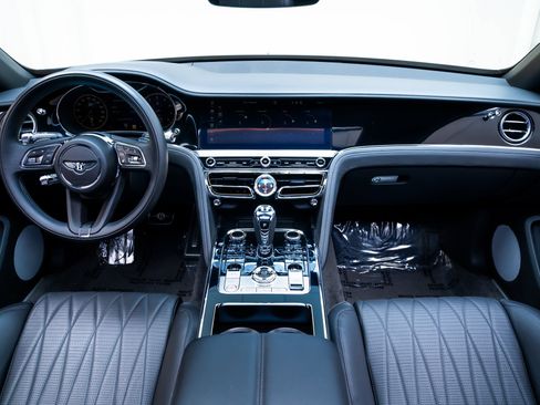 Used 2021 Bentley Flying Spur V8 AWD/4WD image 8