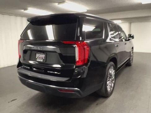 Certified 2024 GMC Yukon Denali Ultimate AWD/4WD image 8