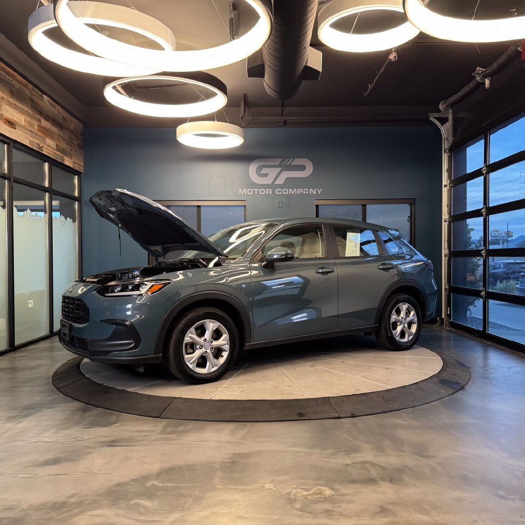 Used 2025 Honda HR-V LX image 24