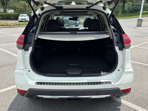 Used 2020 Nissan Rogue SL w/ Premium Package AWD/4WD image 7
