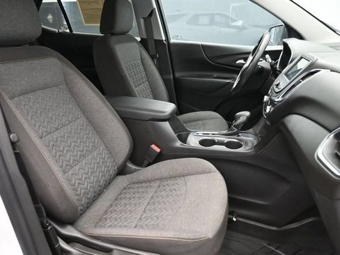 Used 2022 Chevrolet Equinox LT FWD image 33