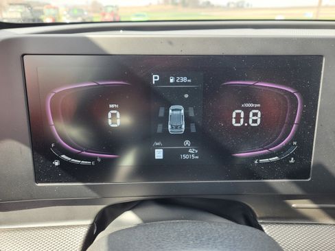 Used 2023 Kia Sportage LX image 14