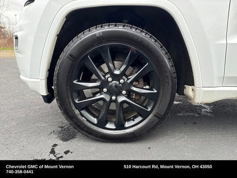 Used 2017 Jeep Grand Cherokee Altitude image 22