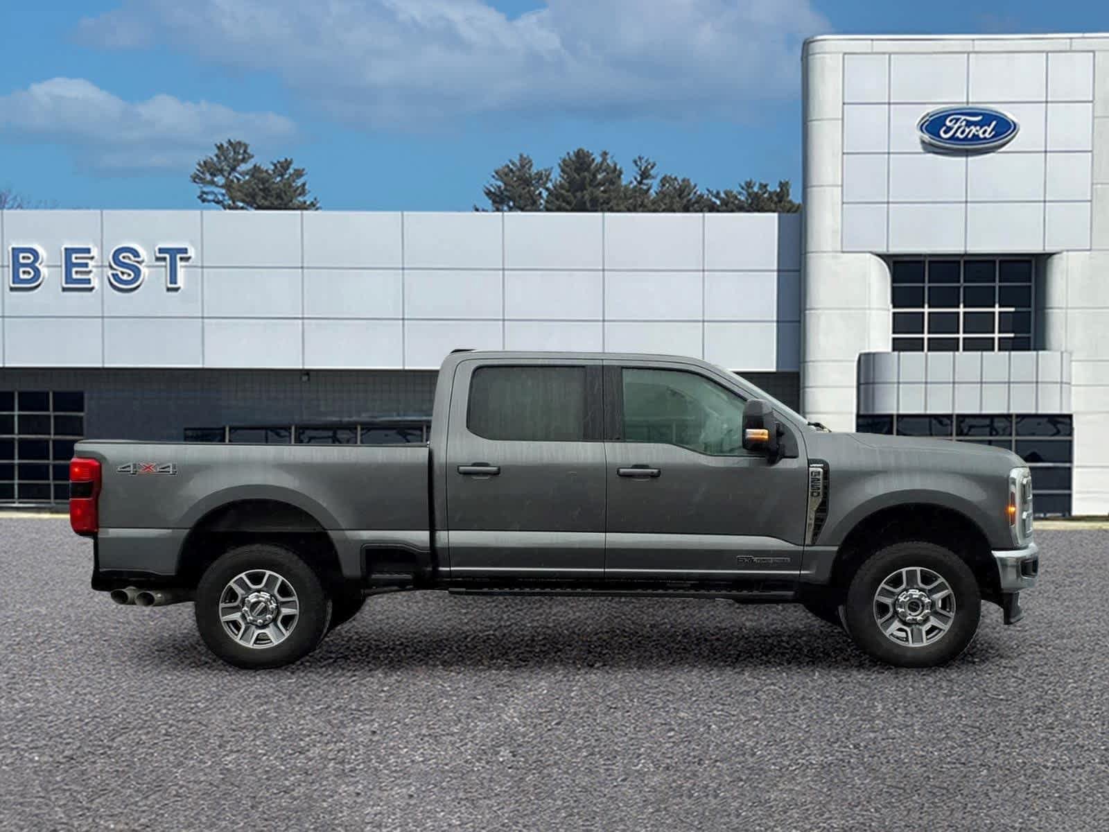 Used 2024 Ford F250 Lariat AWD/4WD image 8