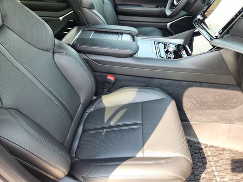 New 2026 Jeep Grand Wagoneer 4WD image 14