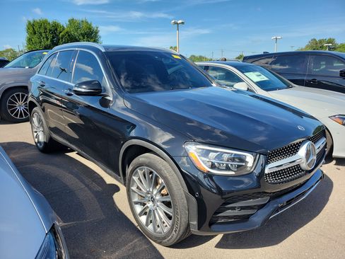 Used 2021 Mercedes-Benz GLC 300 image 2
