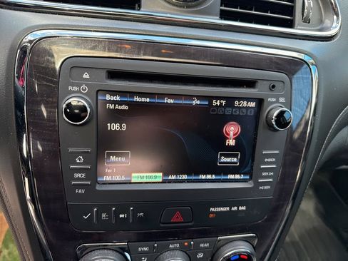 Used 2016 Buick Enclave Leather AWD/4WD image 25