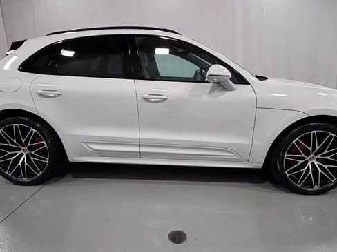 Used 2024 Porsche Macan S AWD/4WD image 5