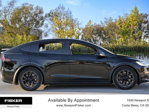 Used 2022 Tesla Model X AWD/4WD image 9