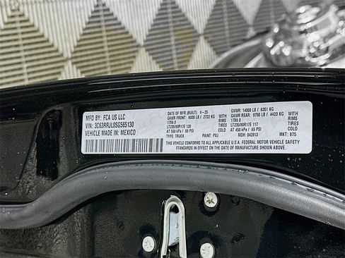 New 2025 RAM 3500 Laramie image 19