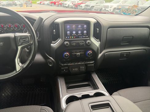 Certified 2020 Chevrolet Silverado 1500 RST AWD/4WD image 17