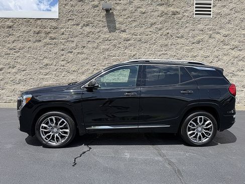 Used 2024 GMC Terrain Denali w/ LPO, Cargo Package AWD/4WD image 5
