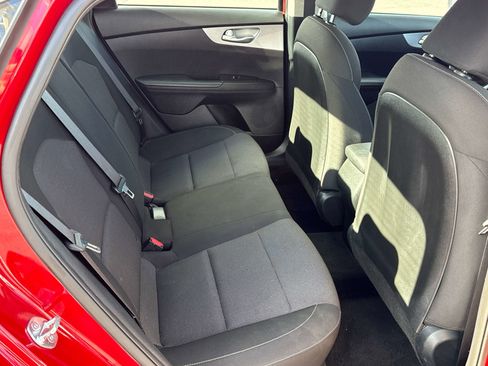 Used 2023 Kia Forte LXS FWD image 17