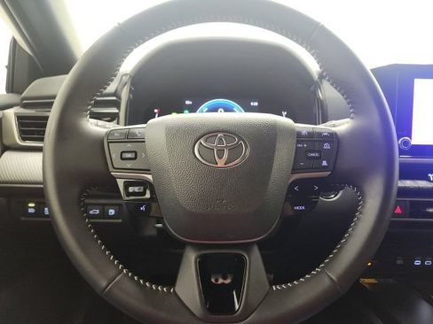 Used 2026 Toyota Camry SE w/ Convenience Package FWD image 57