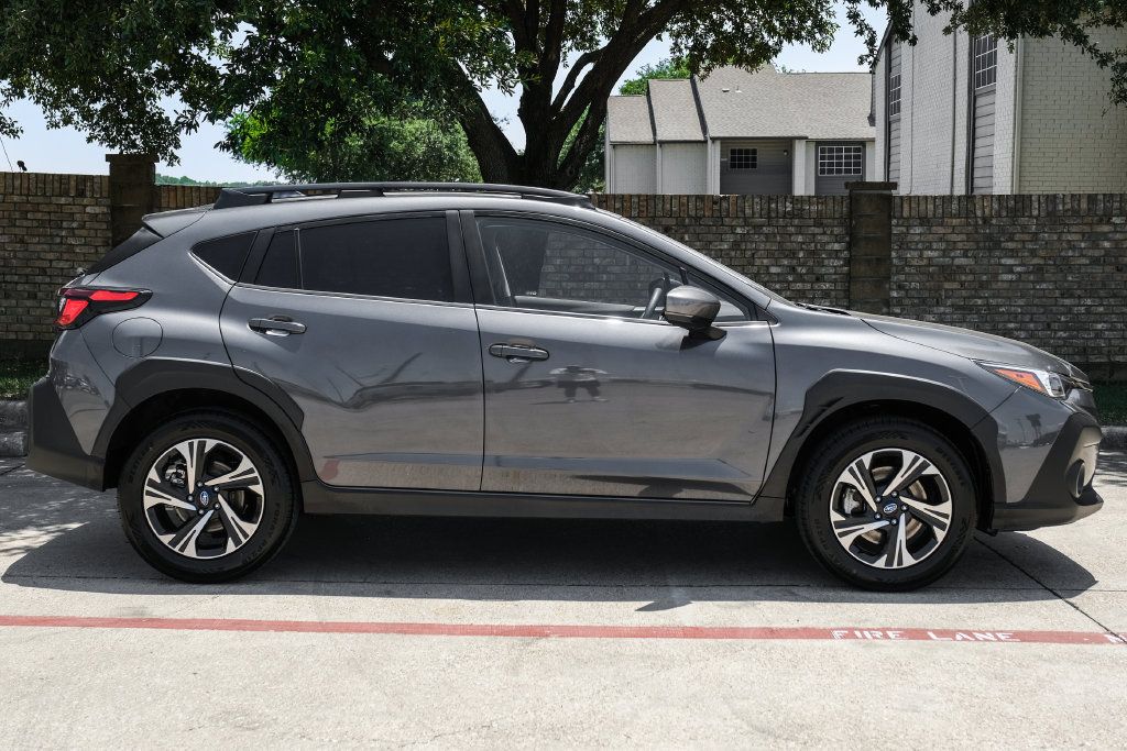Used 2024 Subaru Crosstrek 2.0i Premium AWD/4WD image 14