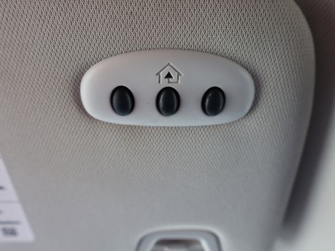 Used 2024 Ford Edge SEL w/ Sport Appearance Package image 22